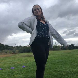 Meet your Posher, Ariana